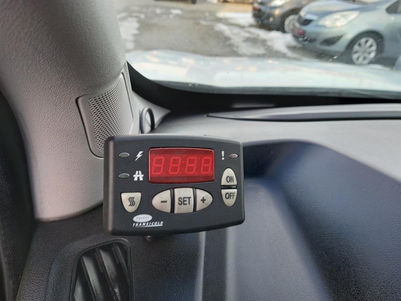 -80c--+25-Fiat-Doblo-ladilnik