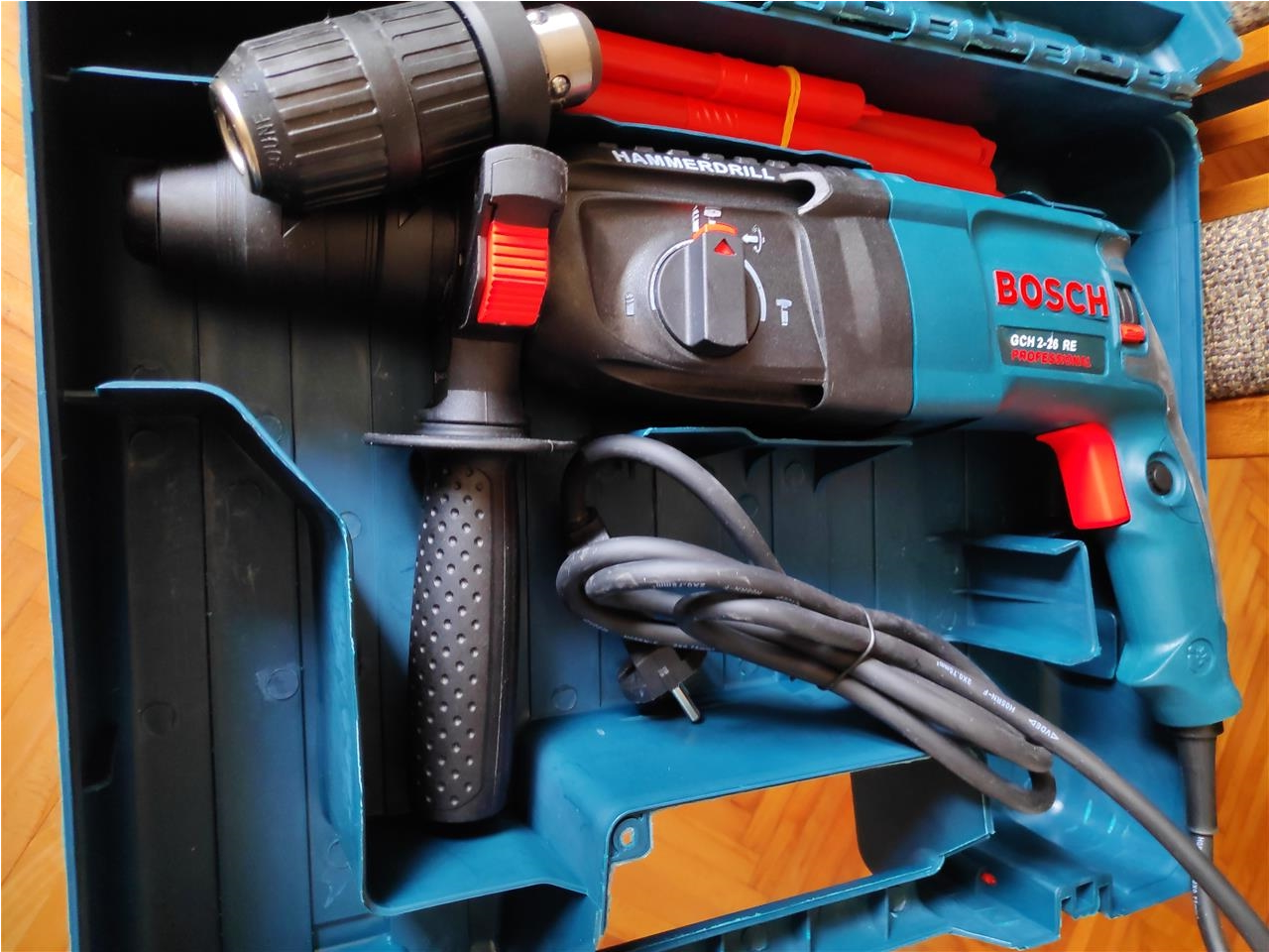 Bosch-GBH-2-26-RE-Nova-hilta-nekoristena
