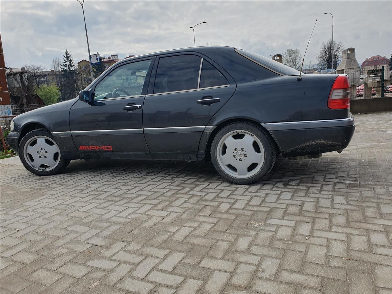 Mercedes-C220--SVAJCARSKI-