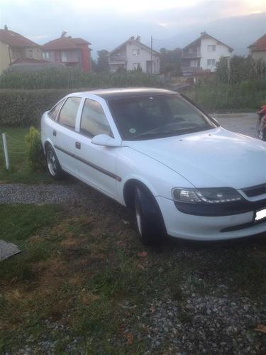 Opel Vectra -96