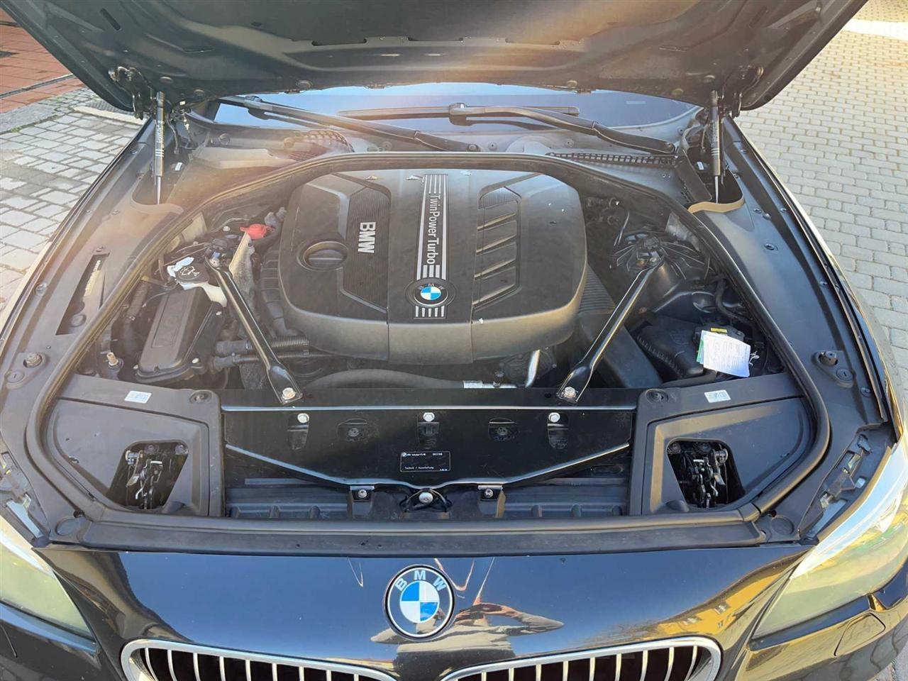 BMW-525