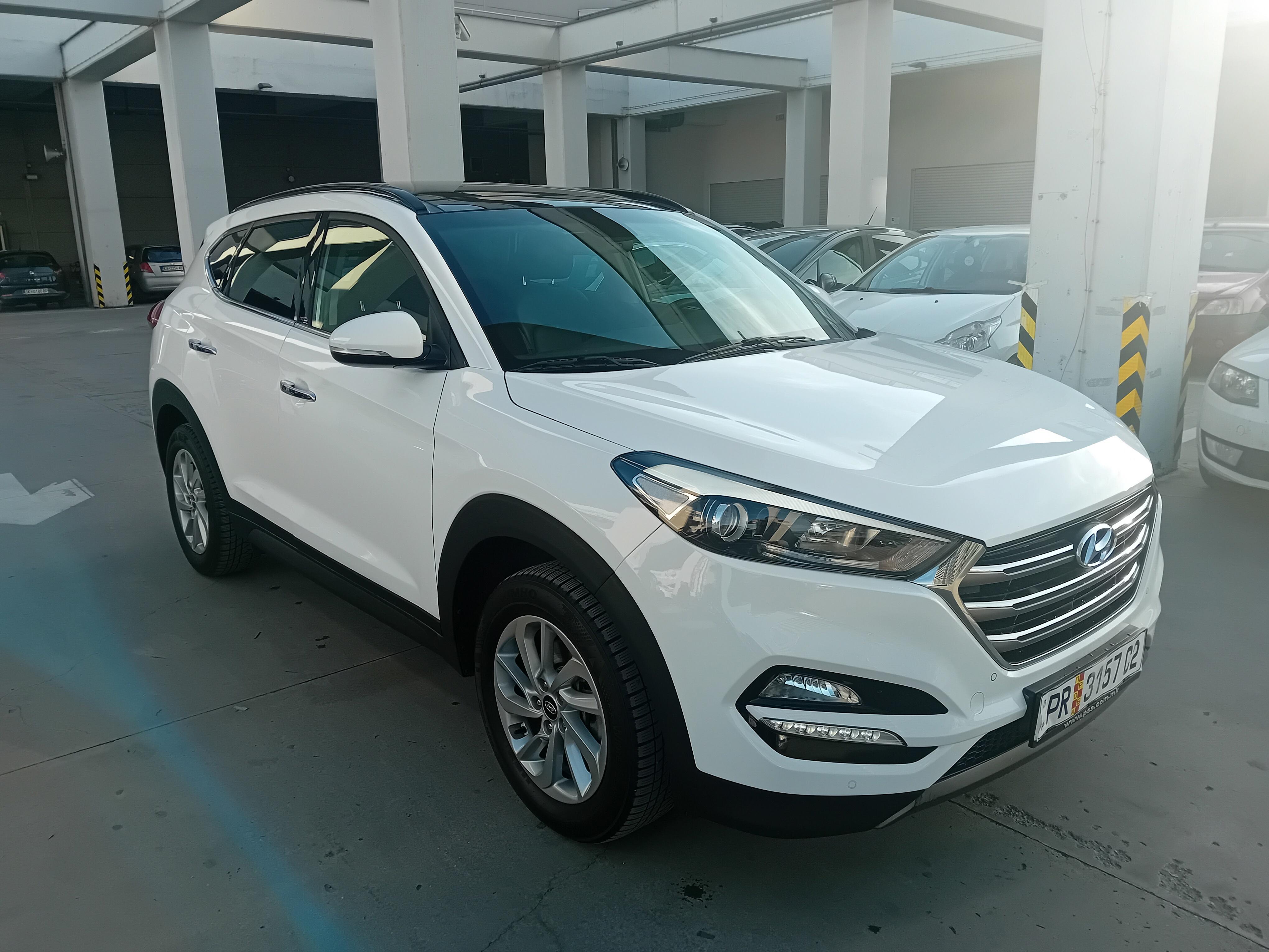 Hyundai-Tucson-1-7-crdi-116ks-2017god-Panorama-Koza-Full-Opr