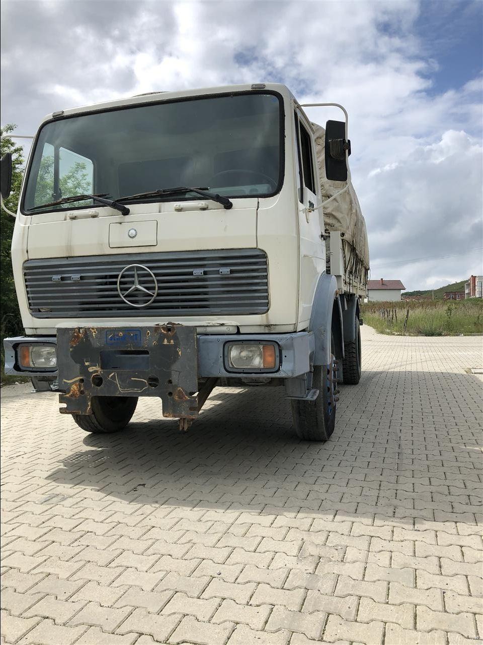 Mercedes-Benz-1017-4x4