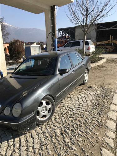Mercedes-Benz E 320
