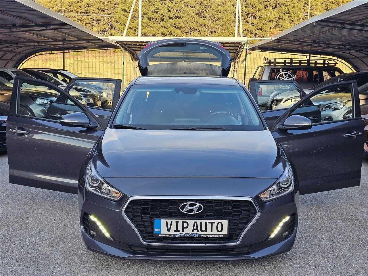 HYUNDAI-I-30-FACELIFT-1-6-CRDI-100-KS-FACF-NAVI-LED-VIP-AUTO