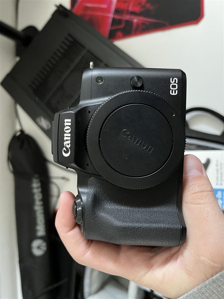 Oprema-za-slikanje-i-snimanje-Canon
