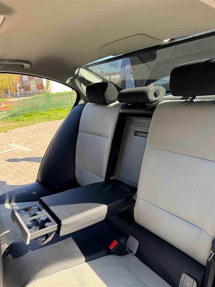 BMW-318d-M-Sport-FULL---CarPlay---Камера---ЛАНЕЦ-СМЕНЕТ