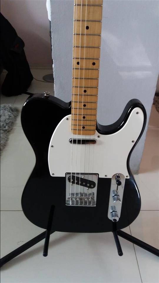 Fender Telekaster Squier made in Korea kako nov Skopje