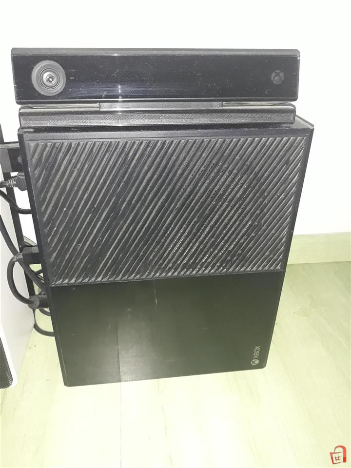 Xbox one x kinetic best sale