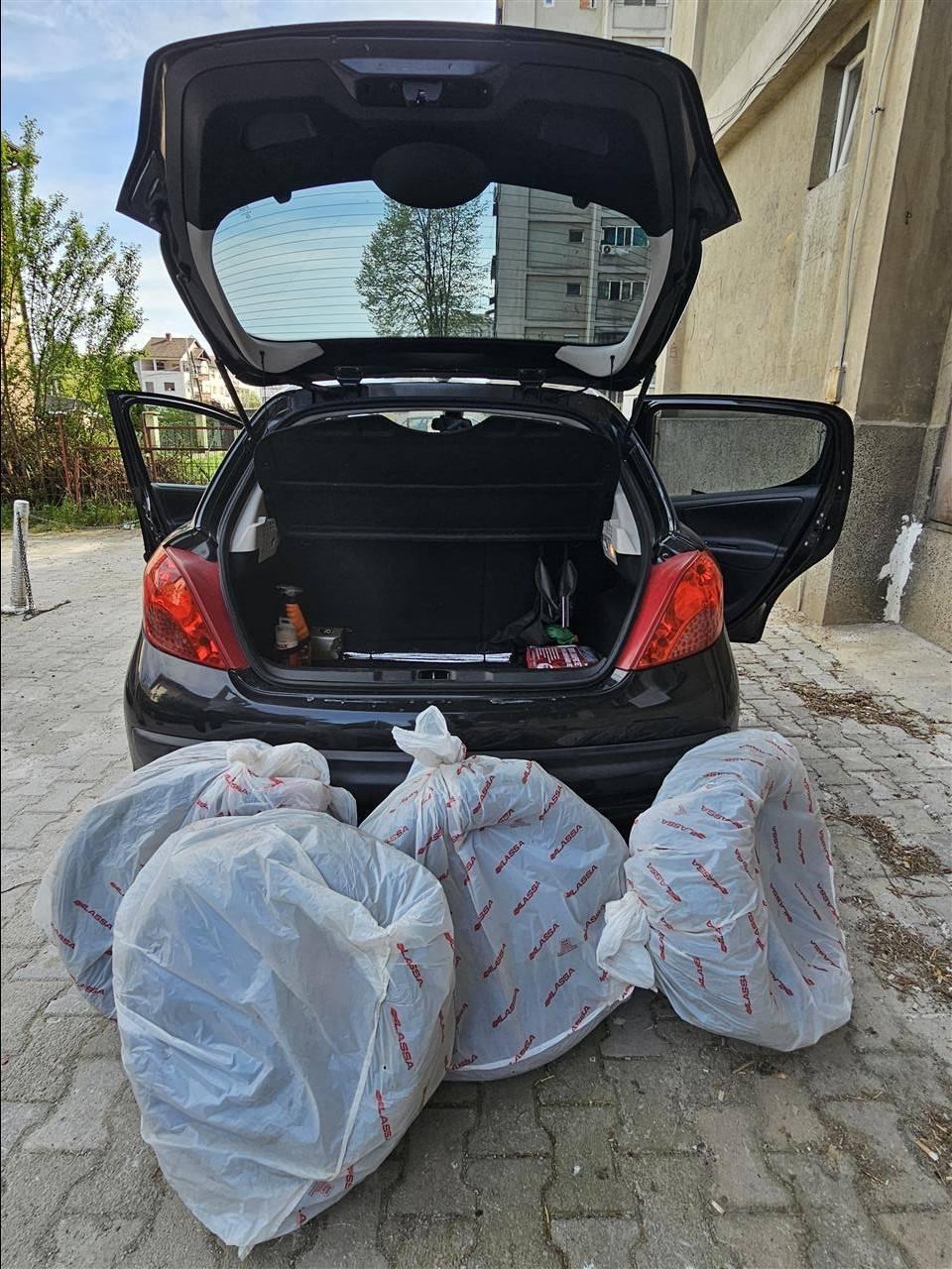 Peugeot-207-1-6-HDI-Full-Oprema-UNIKAT----