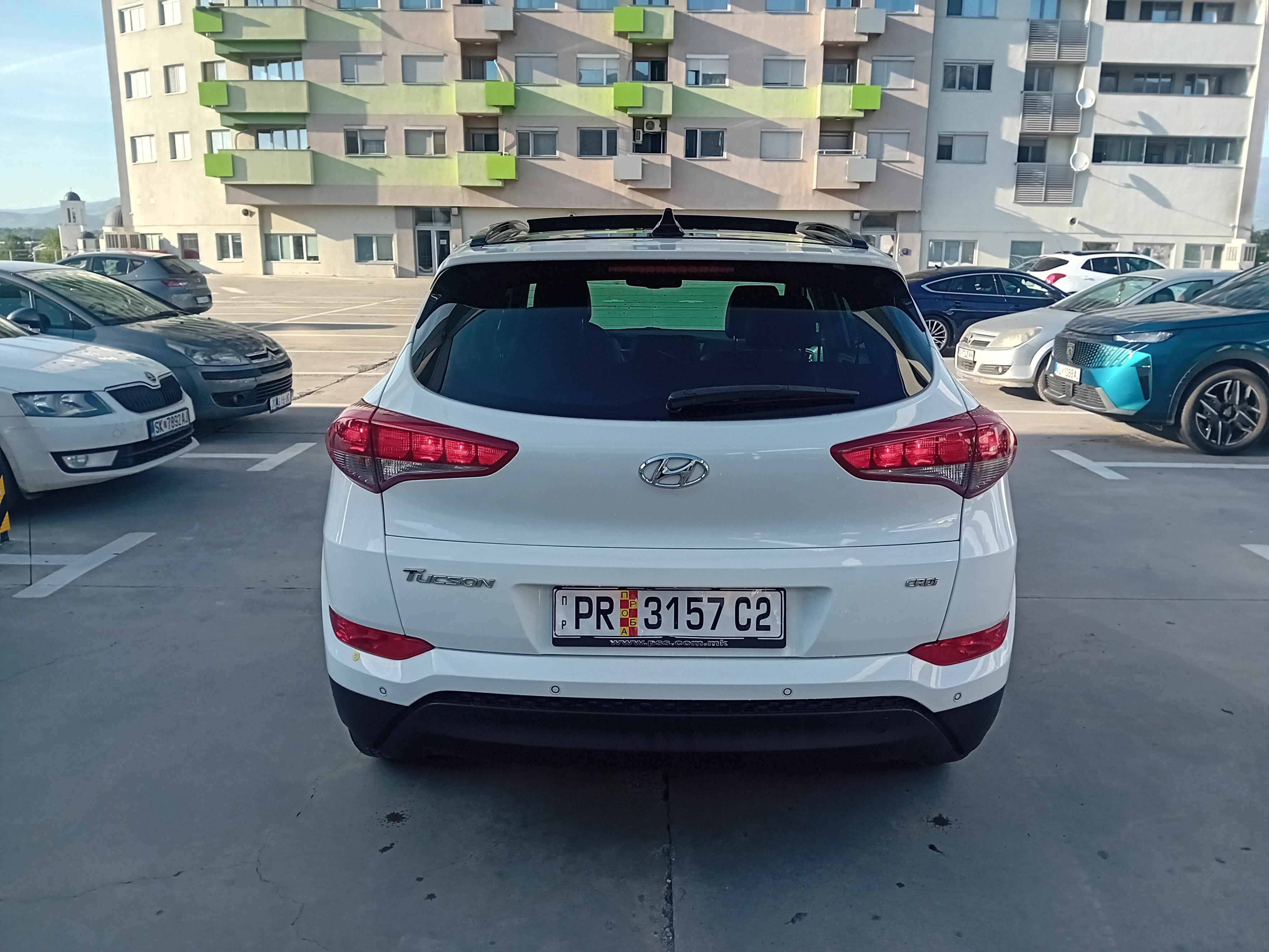 Hyundai-Tucson-1-7-crdi-116ks-2017god-Panorama-Koza-Full-Opr