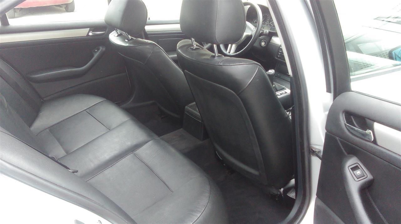 BMW-320-150ks-EURO-4--04-FULL-OPREMA-PREKRASNO