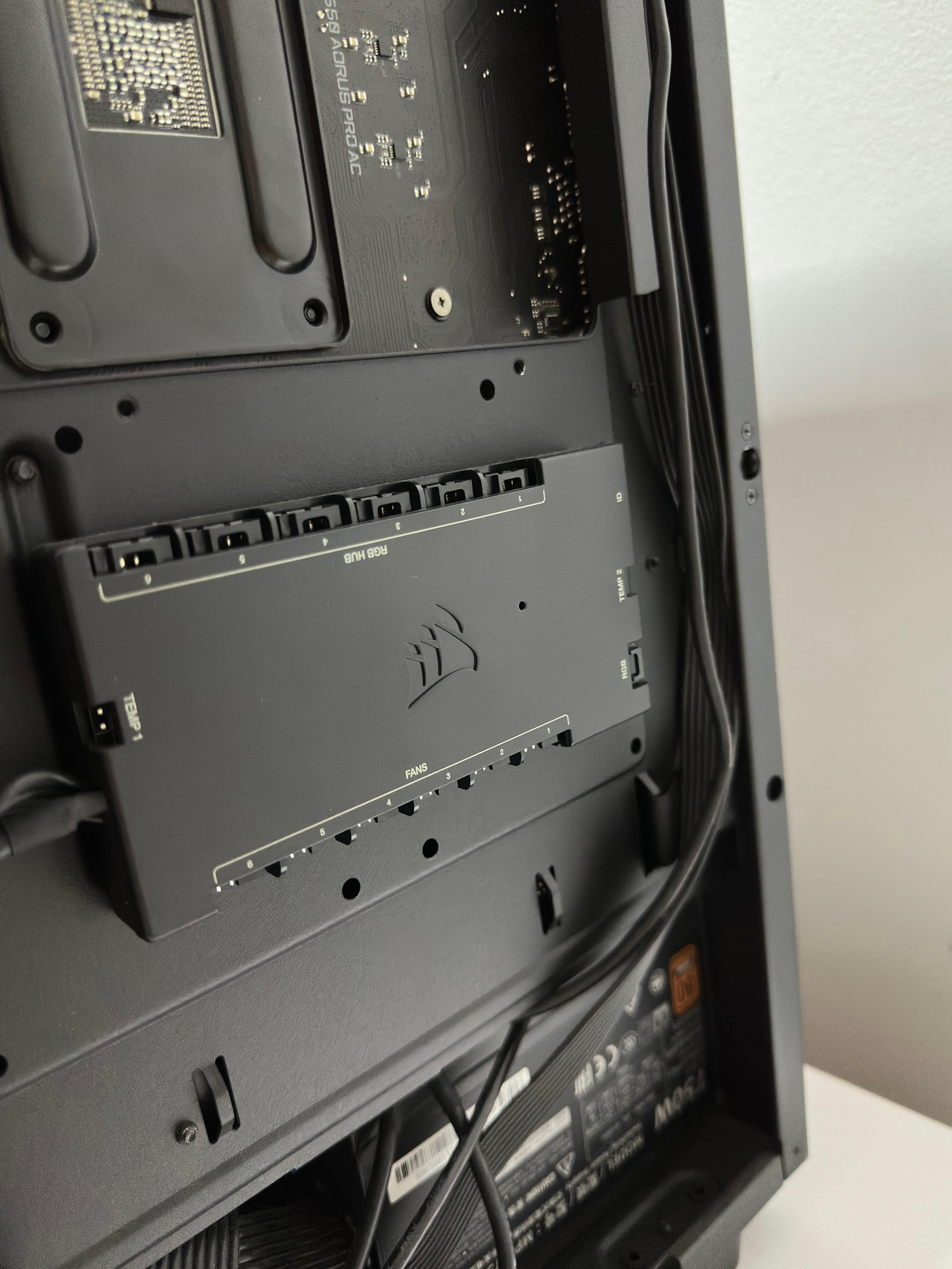 Se-prodava-kompjuter--AMD-Ryzen-7-5800X-w--3060ti-