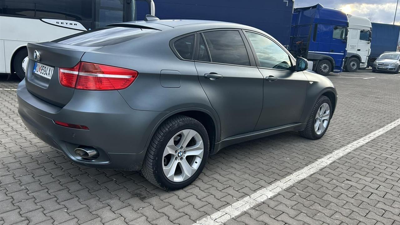 BMW-X6-306-PS-2010-год-МАТ-СИВА-ФАРБА