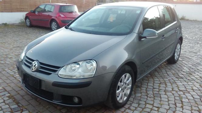 VW GOLF 5 1.9 TDI 105Ks FUL OPREMA UNIKATEN -05