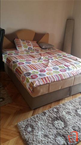 Francuski Lezaj Radovis