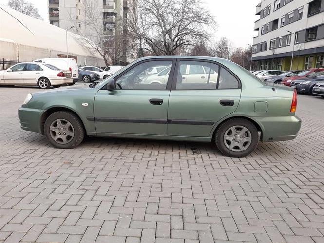Hyundai Accent 2003 benzin i plin