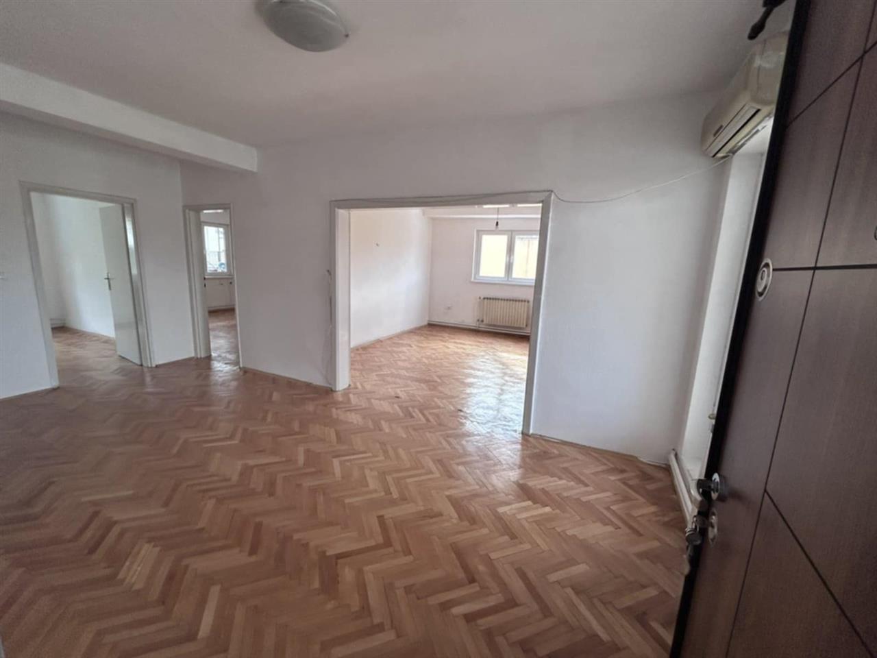 Se-izdava-stan-120m2-vo-Taftalidje-kaj-vero
