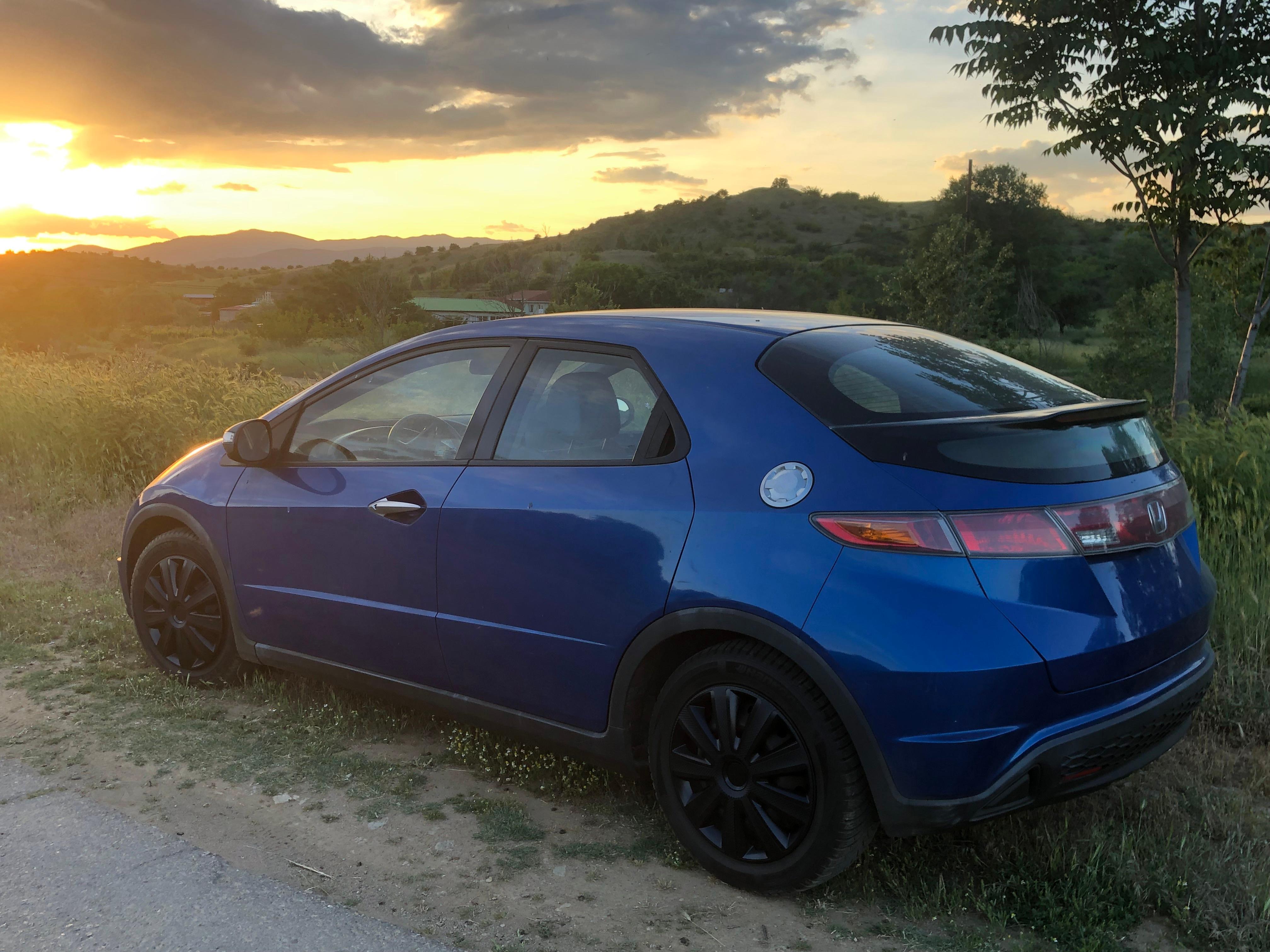 Се-продава-Honda-Civic-1-4