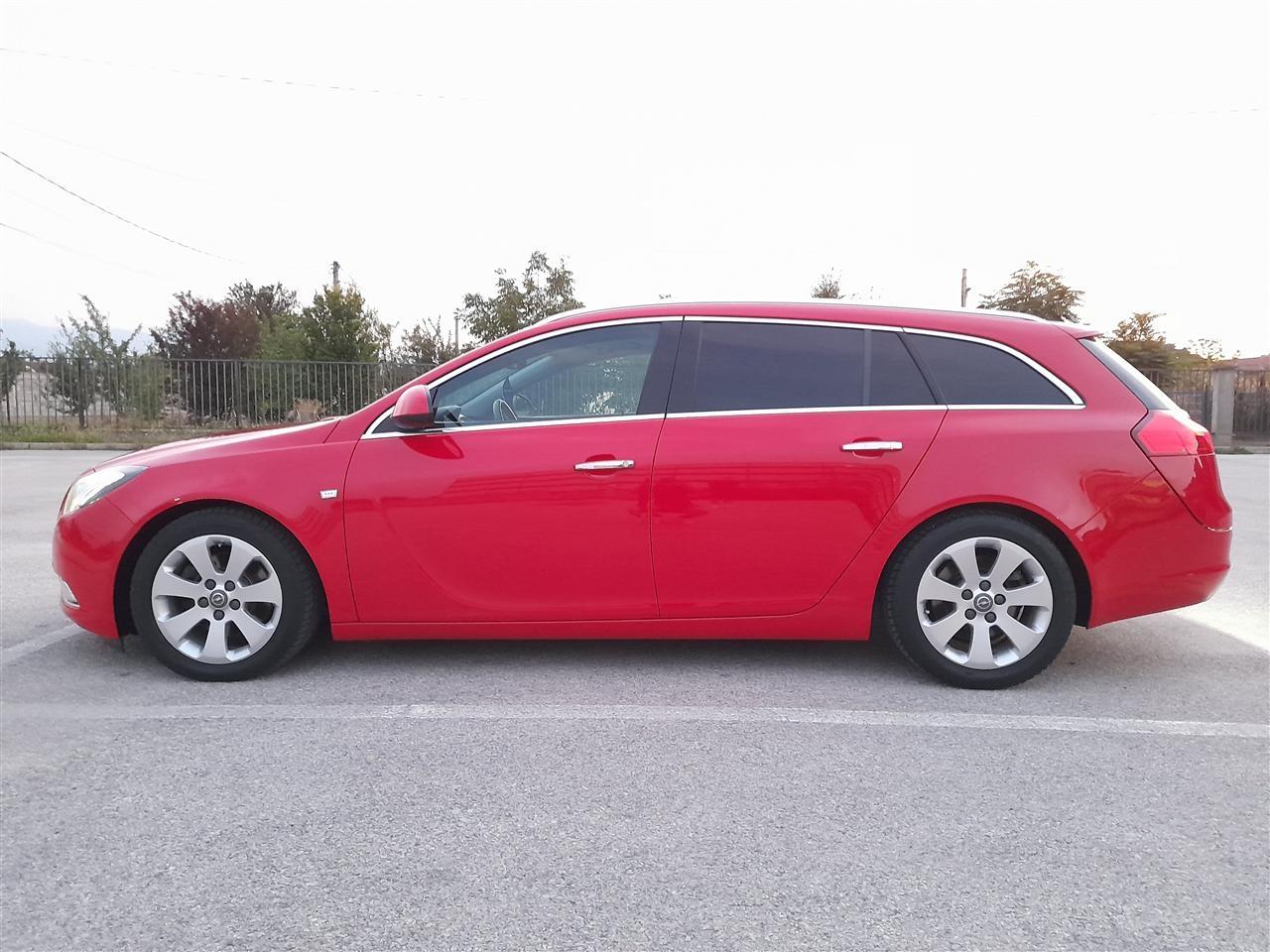 OPEL-INSIGNIA-SPORTS-TOURER-2-0-CDTi-BESPREKORNA-SOSTOJBA-13