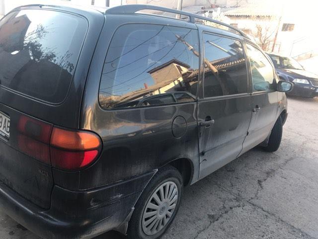 VW-Sharan-evtino