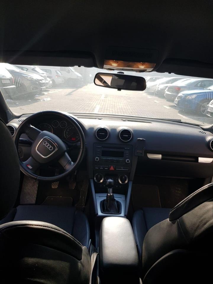 Audi-A3-2-0-TDI-S-Line--07-Full-Oprema