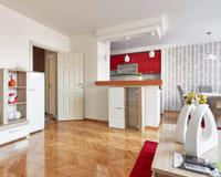 CENTAR  G ZID BUL K RACIN 91M2 SE PRODAVA