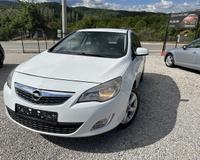 OPEL ASTRA J 1.7CDTI 110KS 2012g