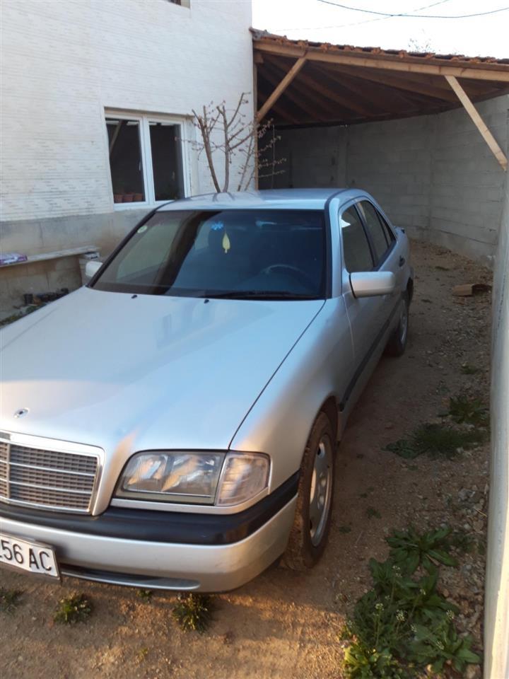 Mercedes-250-Td