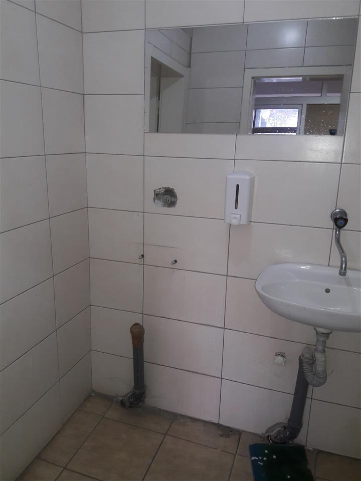 Se-izdava-deloven-451m2-21kancelarija-K-Voda