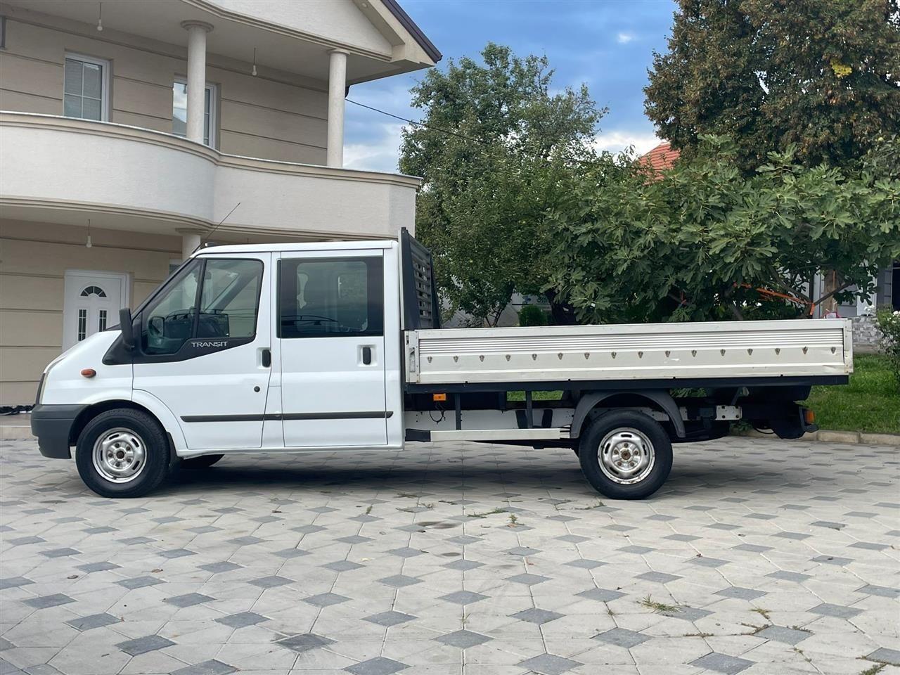 FORD-TRANSIT-TDCI---7-SEDISTA-2013-GOD-KAMJONETA