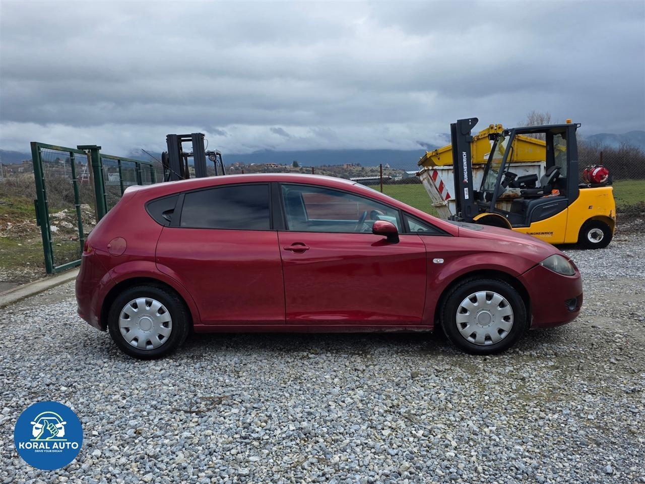 Seat-Leon-07--Koral-Auto