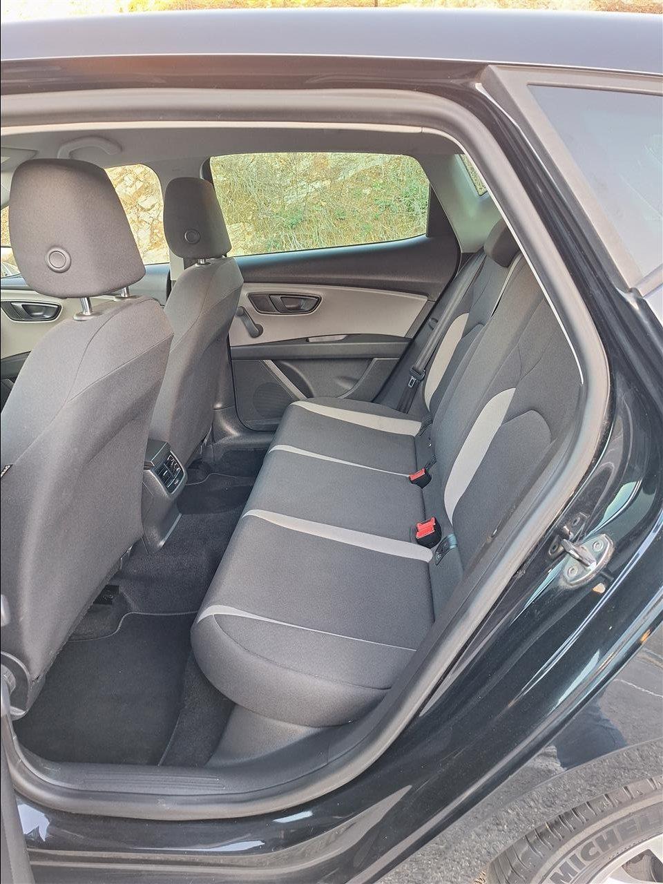 Seat-Leon--2014