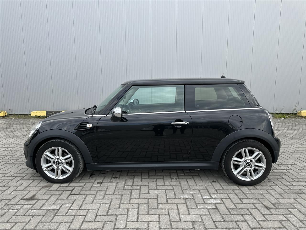 Mini-Cooper-D-2011