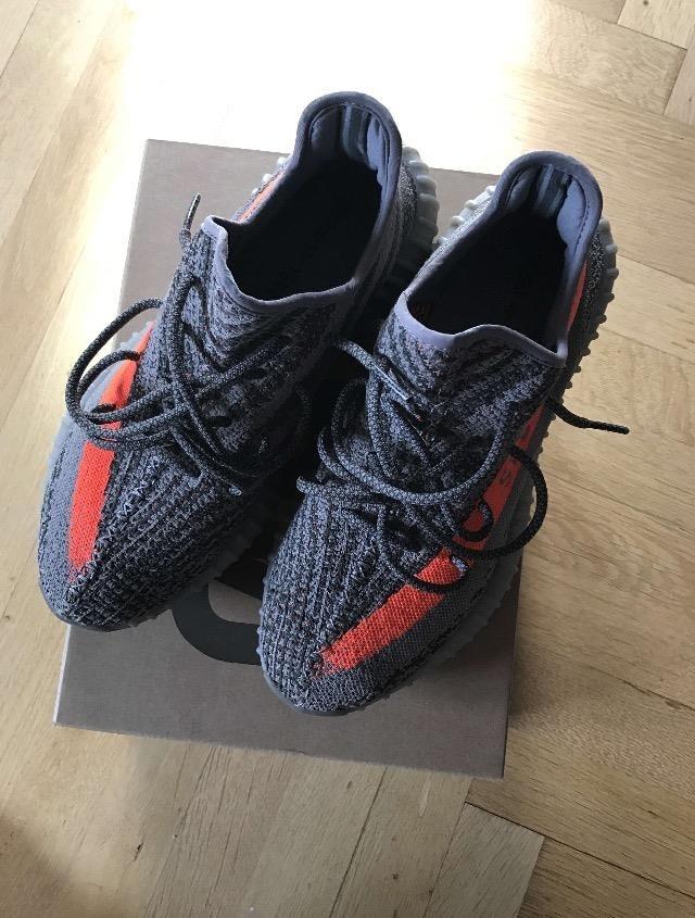 Yeezy Beluga V2 Originalni od Footlocker Skopje