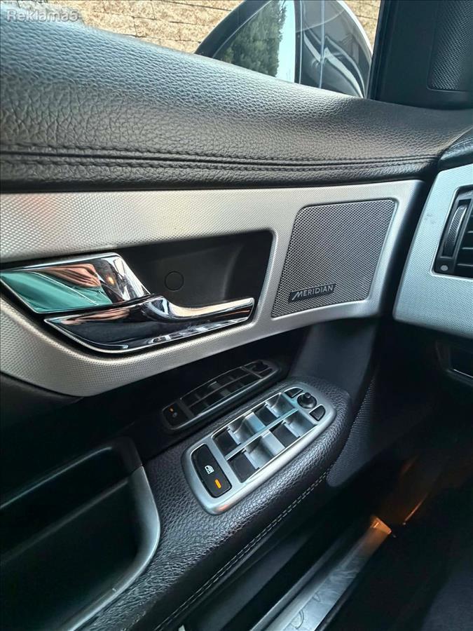 Jaguar-XF-2-2-Premium-Luxury