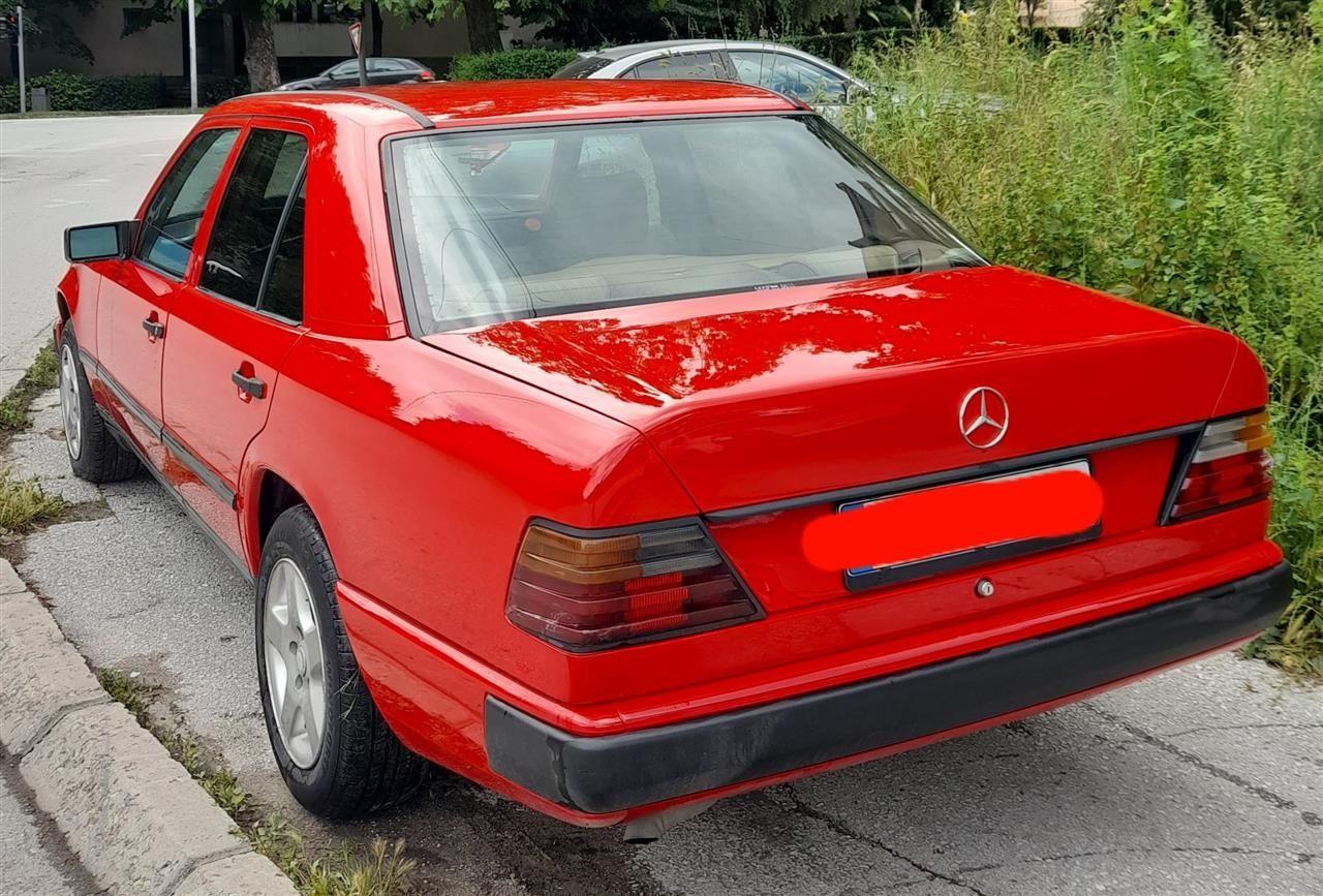 Mercedes-w124-
