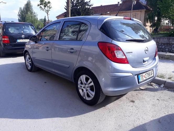 Opel Corsa 1.4 benzin 90ps od CH Registriran