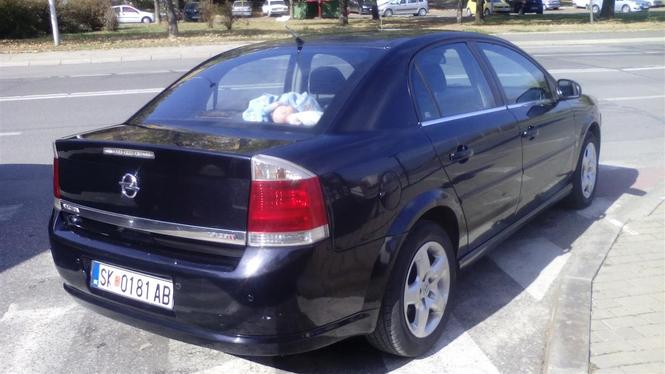 OPEL VECTRA C  1.9CDTI   110KW   150PS