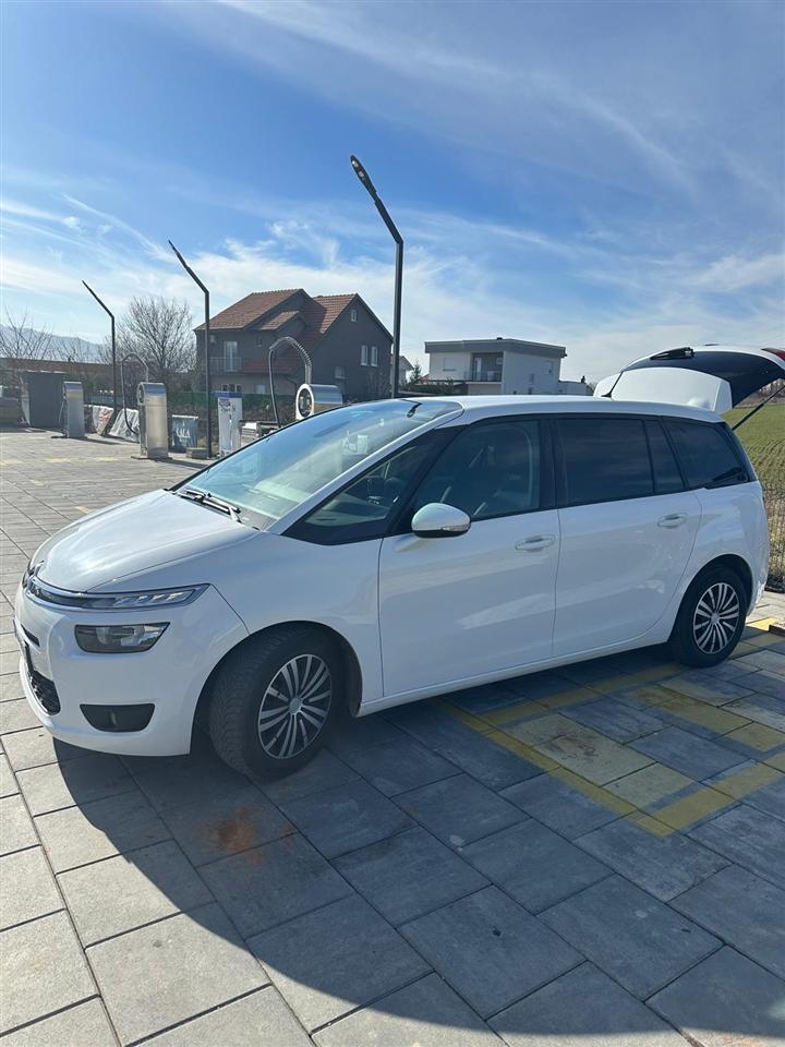 Citroen-C4-Grand-Picasso-2-0-hdi-150ks--14