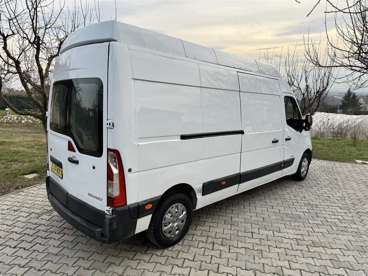 RENAULT-MASTER-2-3-DCI-2011-GODINA-SO-KLIMA