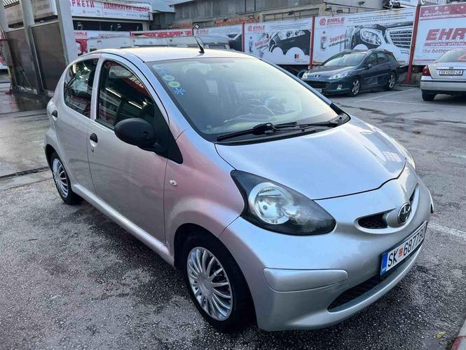 TOYOTA AYGO