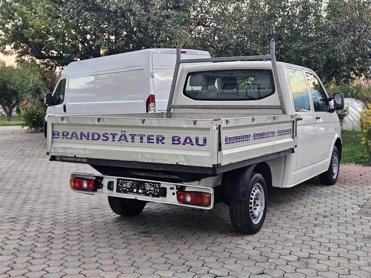 VW-T5-1-9-TDI-7-SEDISTA-KAMJONETA