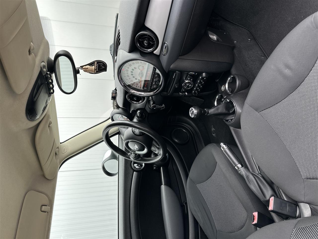 Mini-Cooper-D-2011