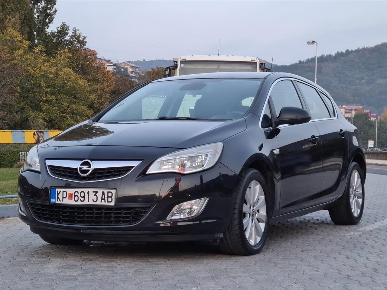 Opel Astra J 1 7 Cdti