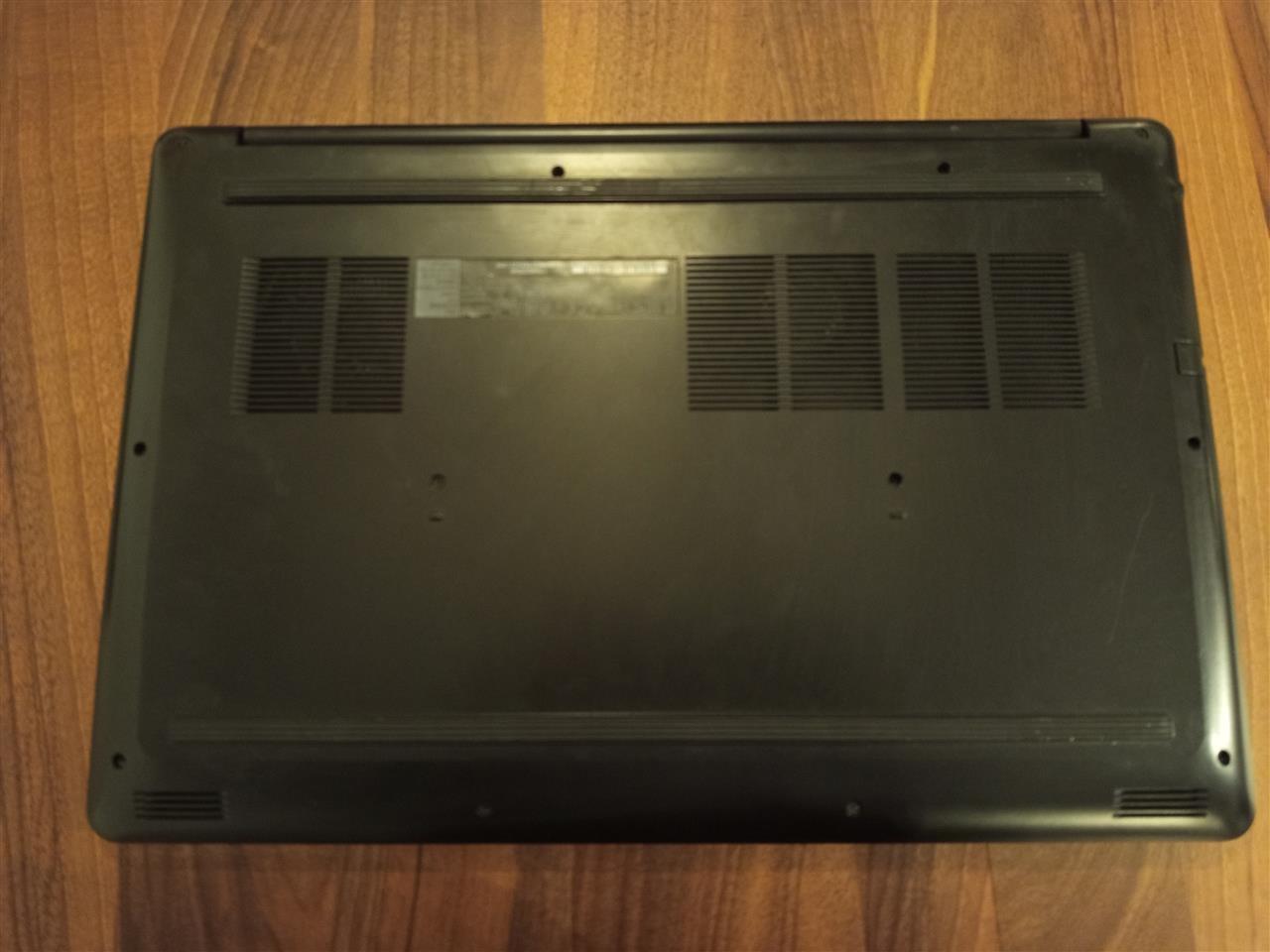 Gaming-laptop-na-prodazba--DELL-G3-3779-