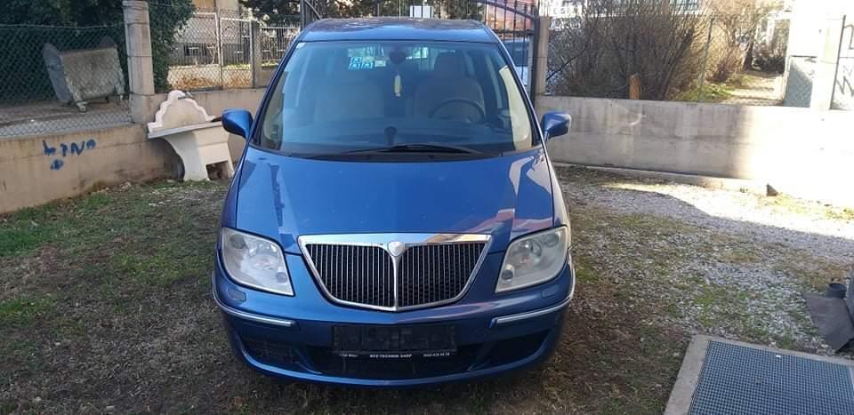 Lancia-phedra-2-2dizel-2005-7-sedišta