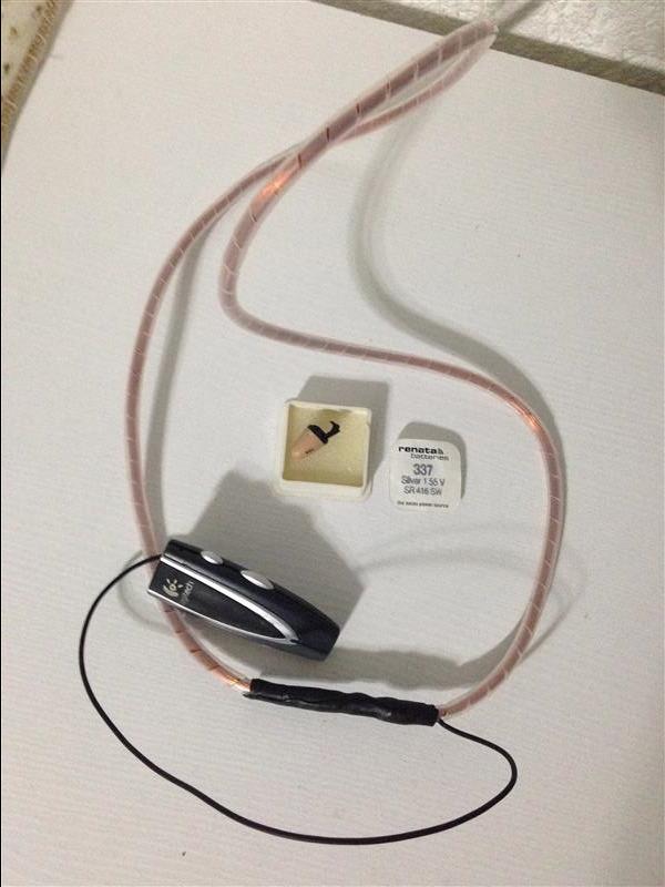 Bluetooth-Bubuci-slusalki-za-ispit