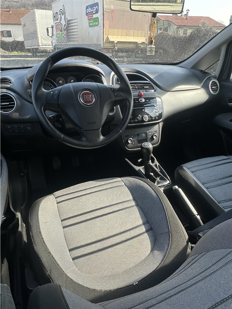 Fiat-punto-evo-1-3--2011
