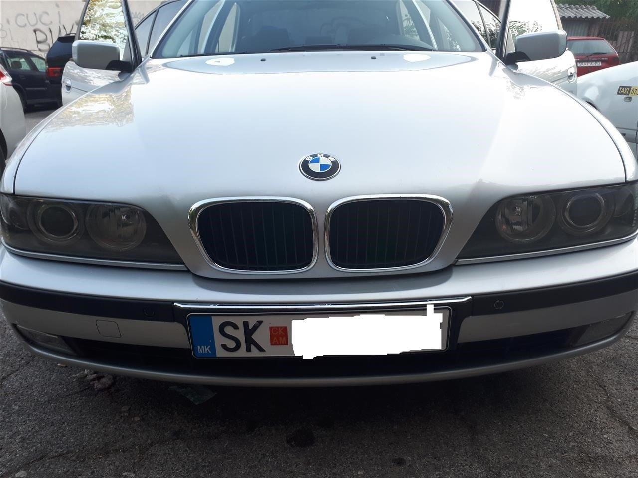 BMW-530